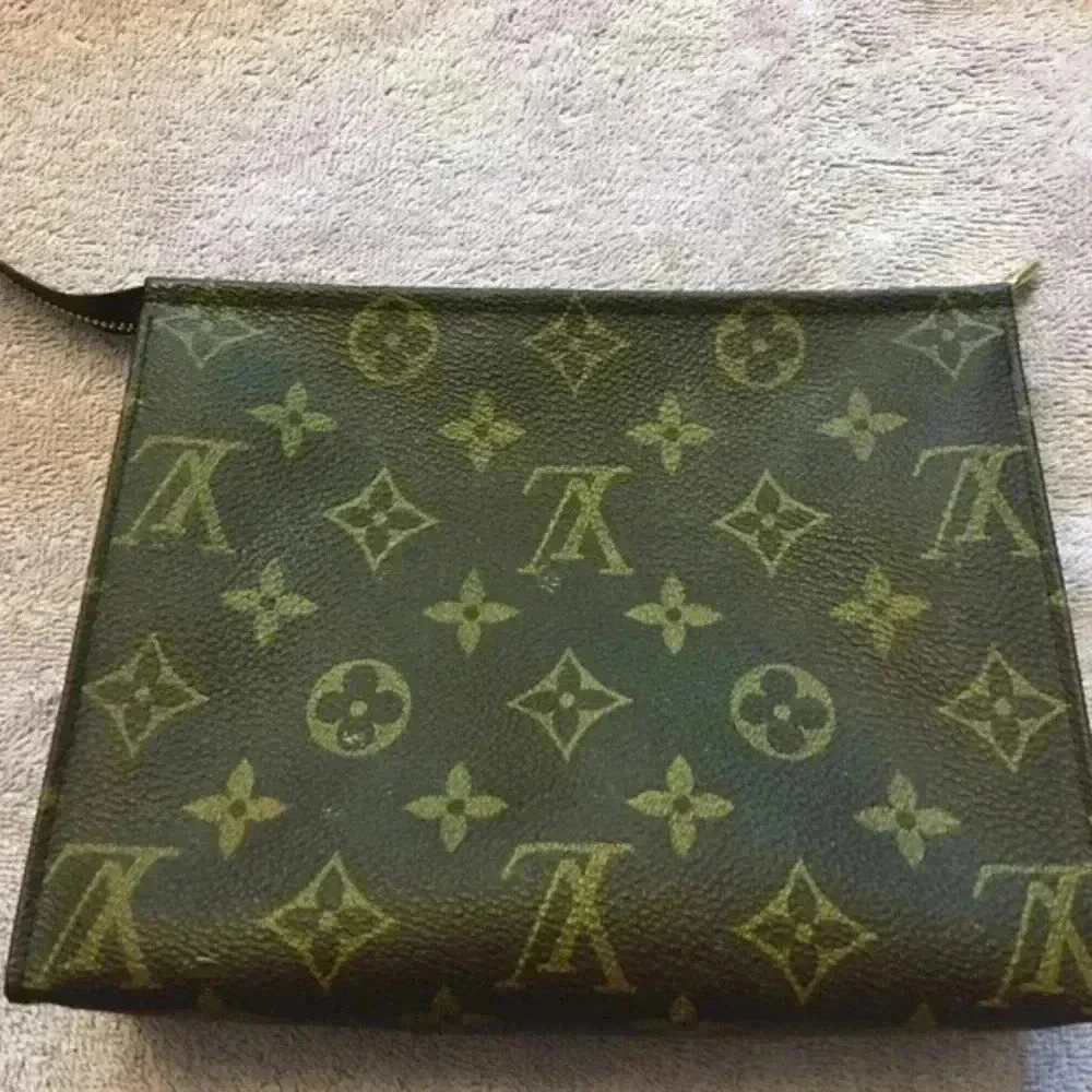 Louis Vuitton make up case